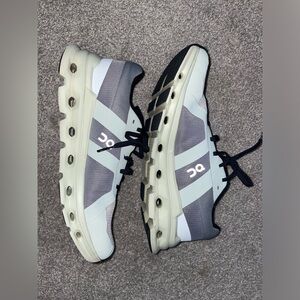 OnCloud Womens Cloudrunner Sneakers